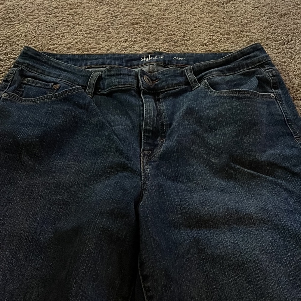 Style & Co Capris - Picture 3 of 4